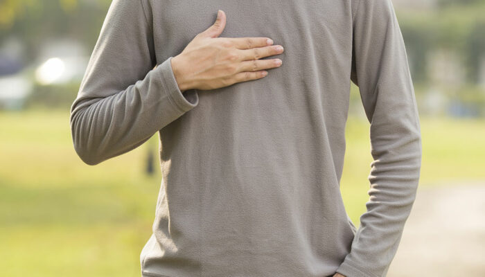 Warning signs of eosinophilic esophagitis in adults and children